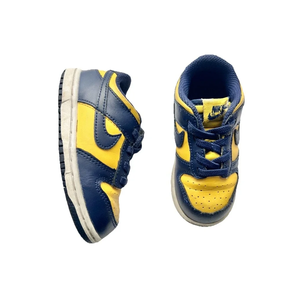 Nike Swoosh Sneakers 8C Age 3-4 Shoe Athletic Footwear Baby Clothing Accessory